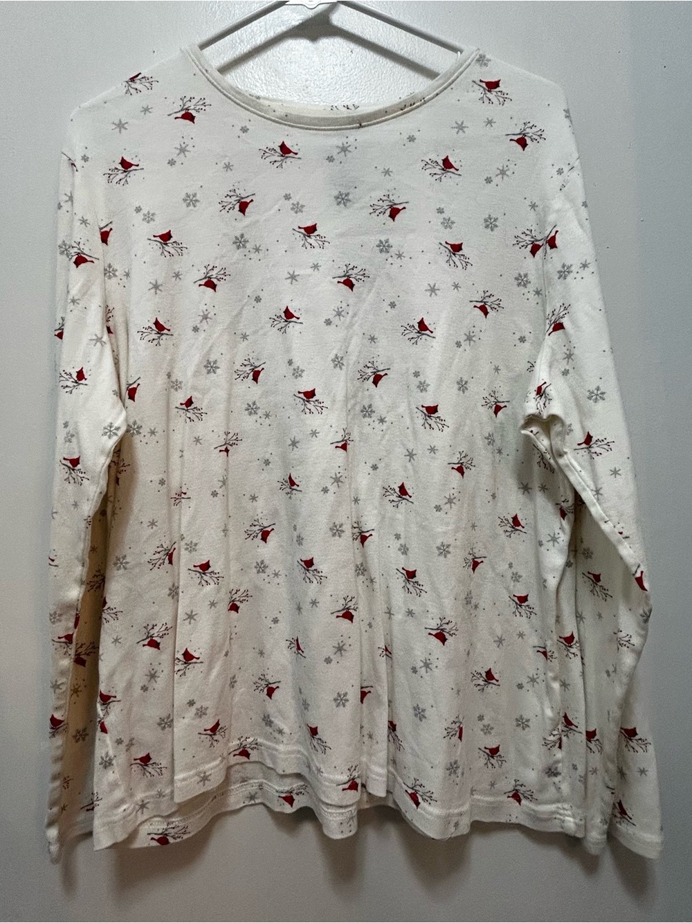 croft & barrow White Long-Sleeve Top with Red Bird and Gray Snowflake Print